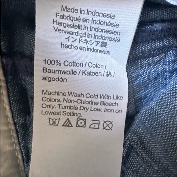 J.Crew Reimagined Chino Shorts Size 8
Blue 100% Cotton Classic Summer
Staple - Picture 6 of 8